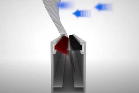 systeme-de-moustiquaire-anti-vent